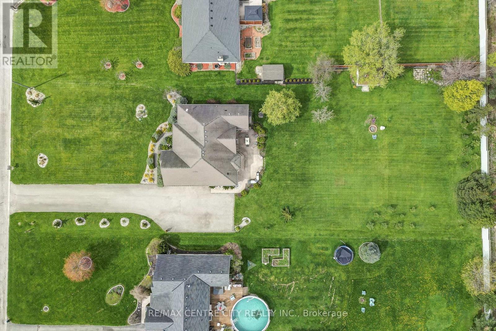 9538 TOWER ROAD - 3