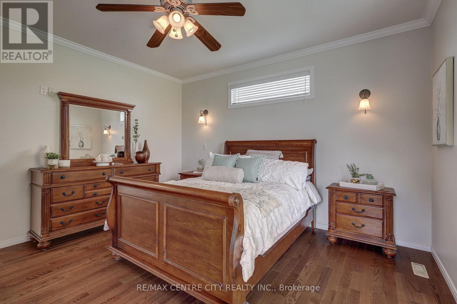 9538 TOWER ROAD - 32