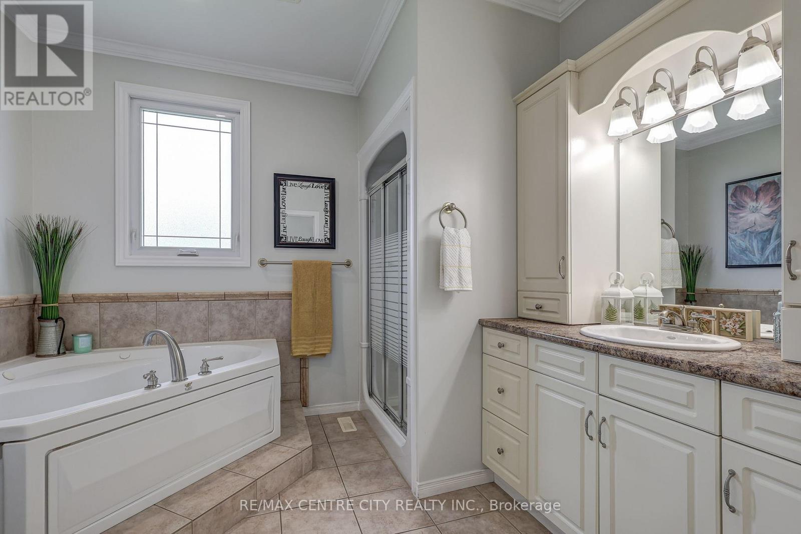 9538 TOWER ROAD - 36