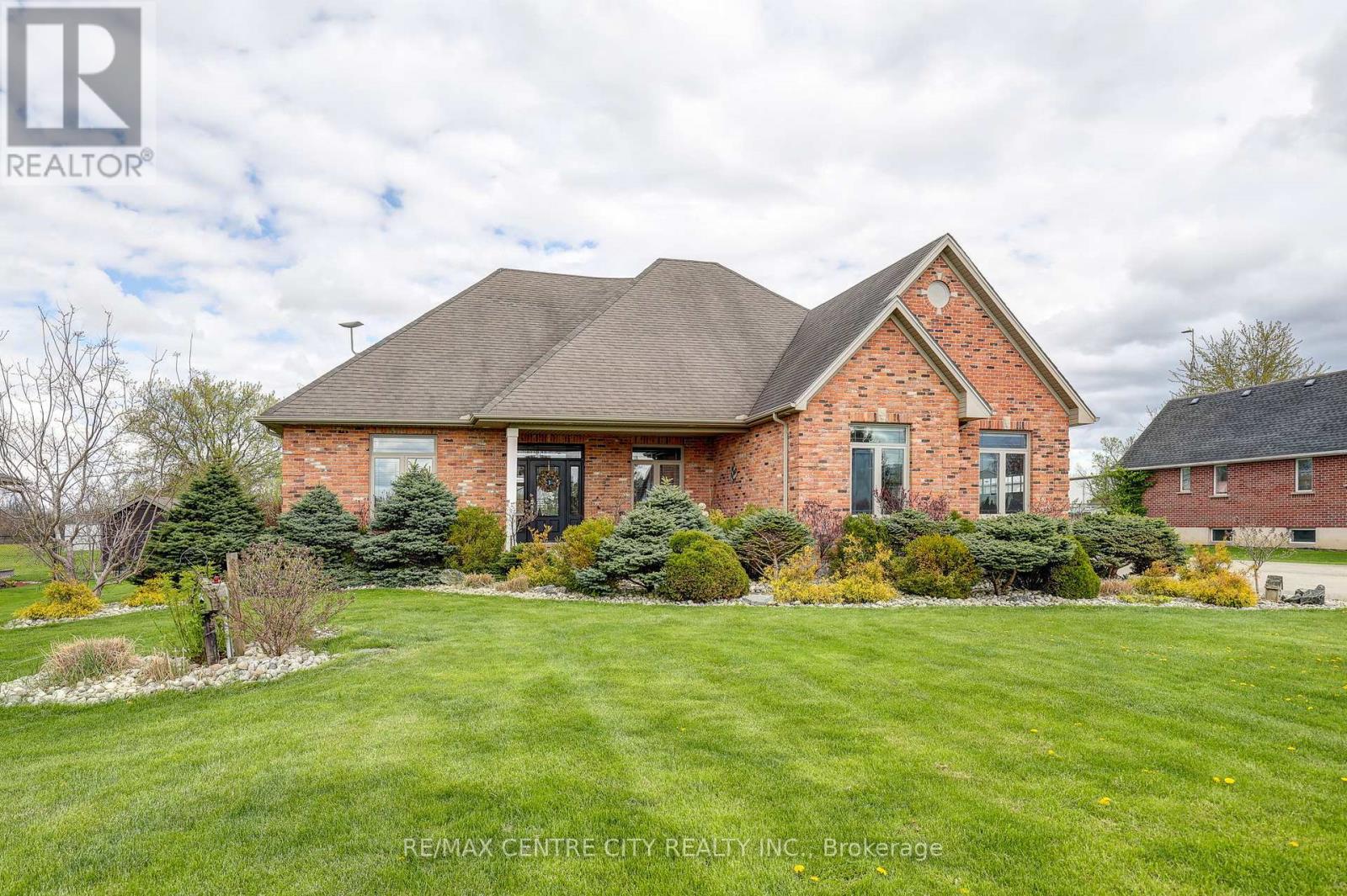 9538 TOWER ROAD - 4