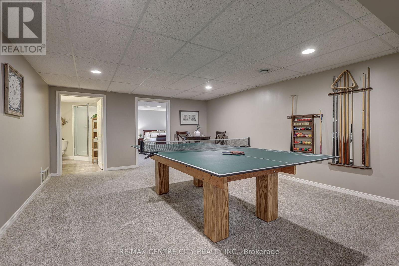 9538 TOWER ROAD - 44