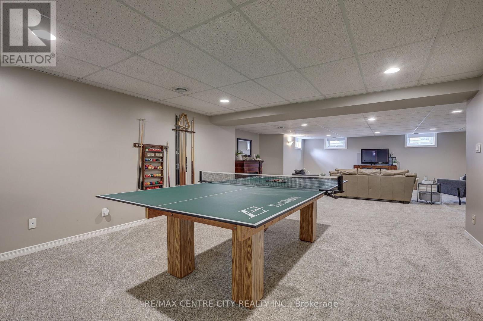 9538 TOWER ROAD - 45