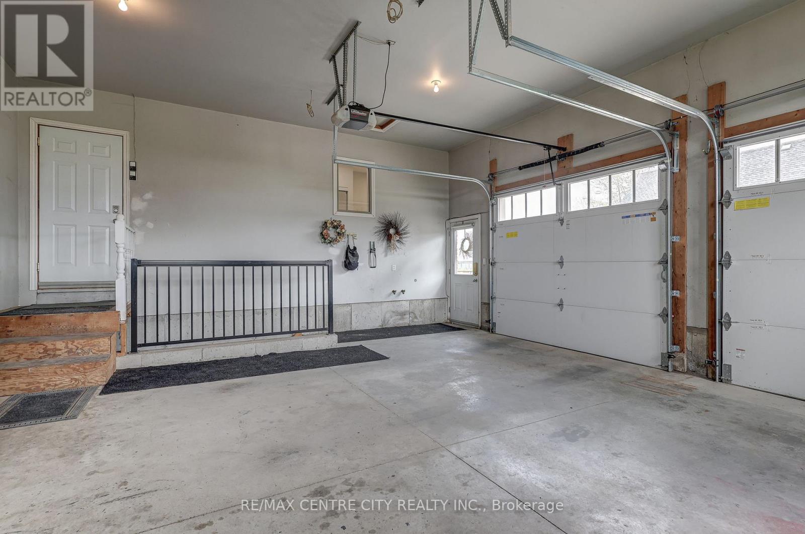 9538 TOWER ROAD - 49