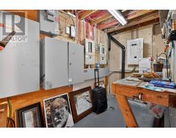 13-17 Roddick Crescent thumbnail 33