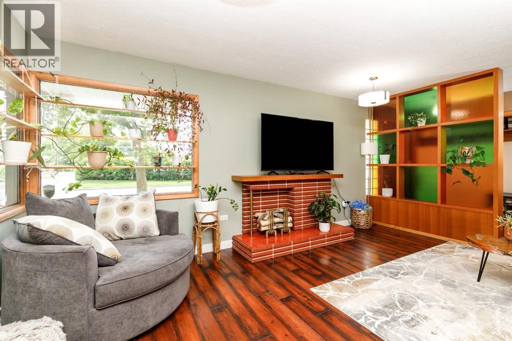 4420 53 Street - photo 5
