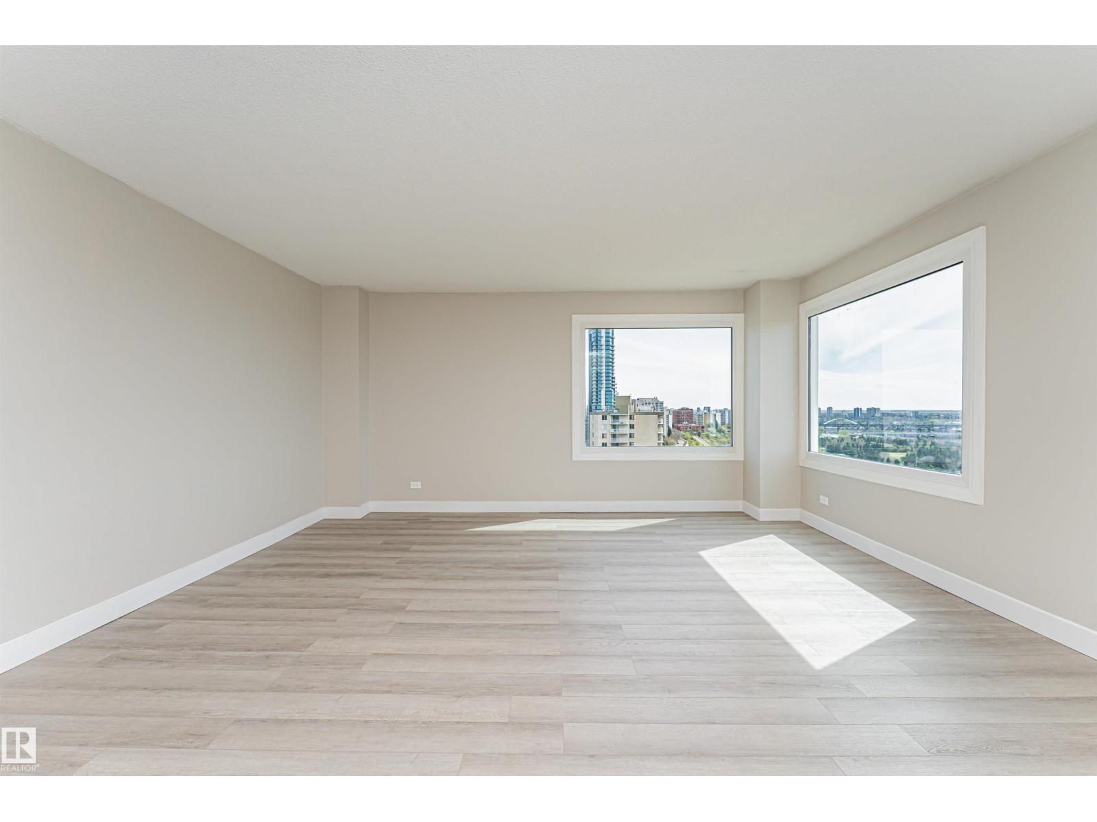 #1806 12303 JASPER AV NW - 32