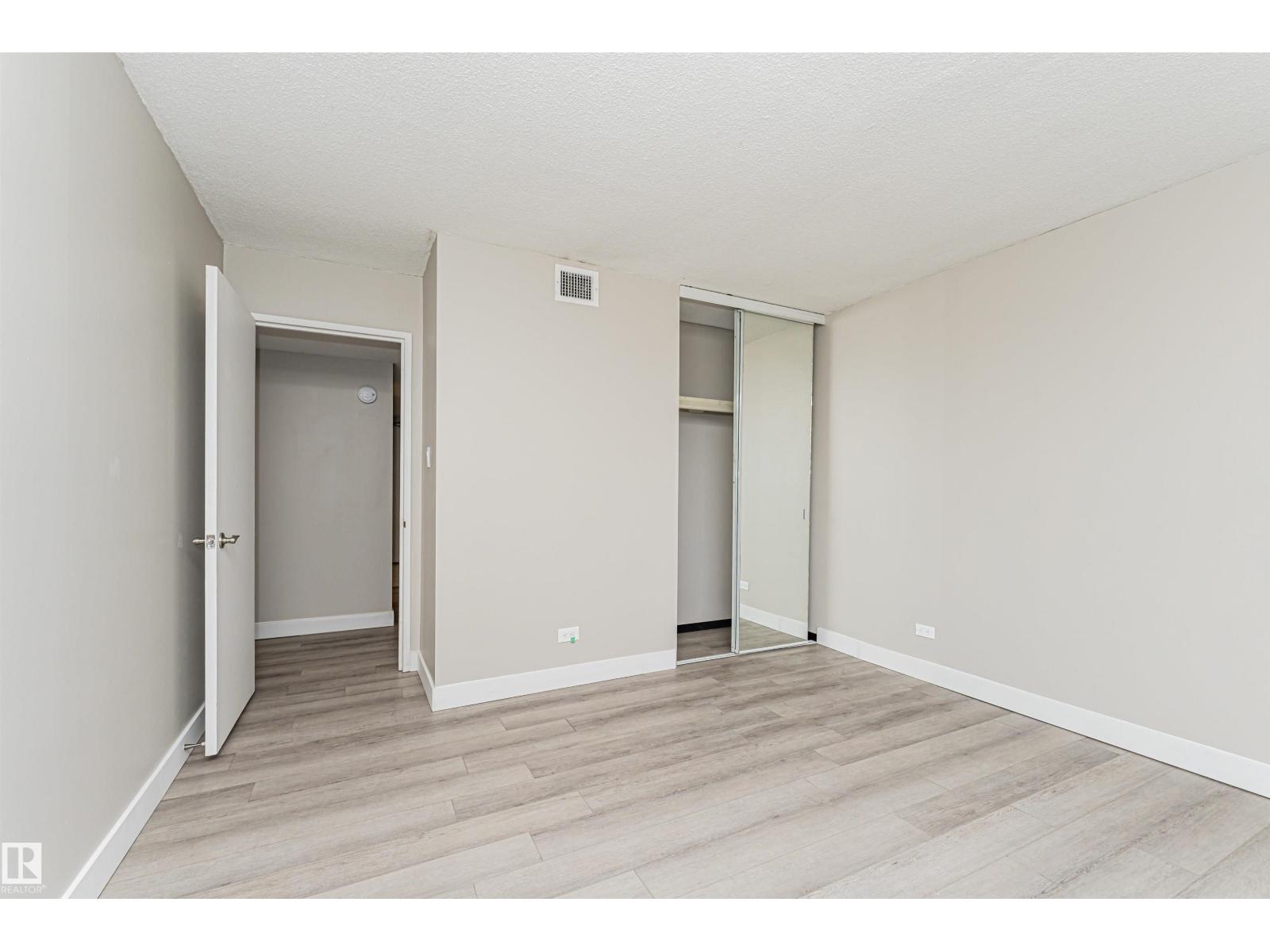 #1806 12303 JASPER AV NW - 41