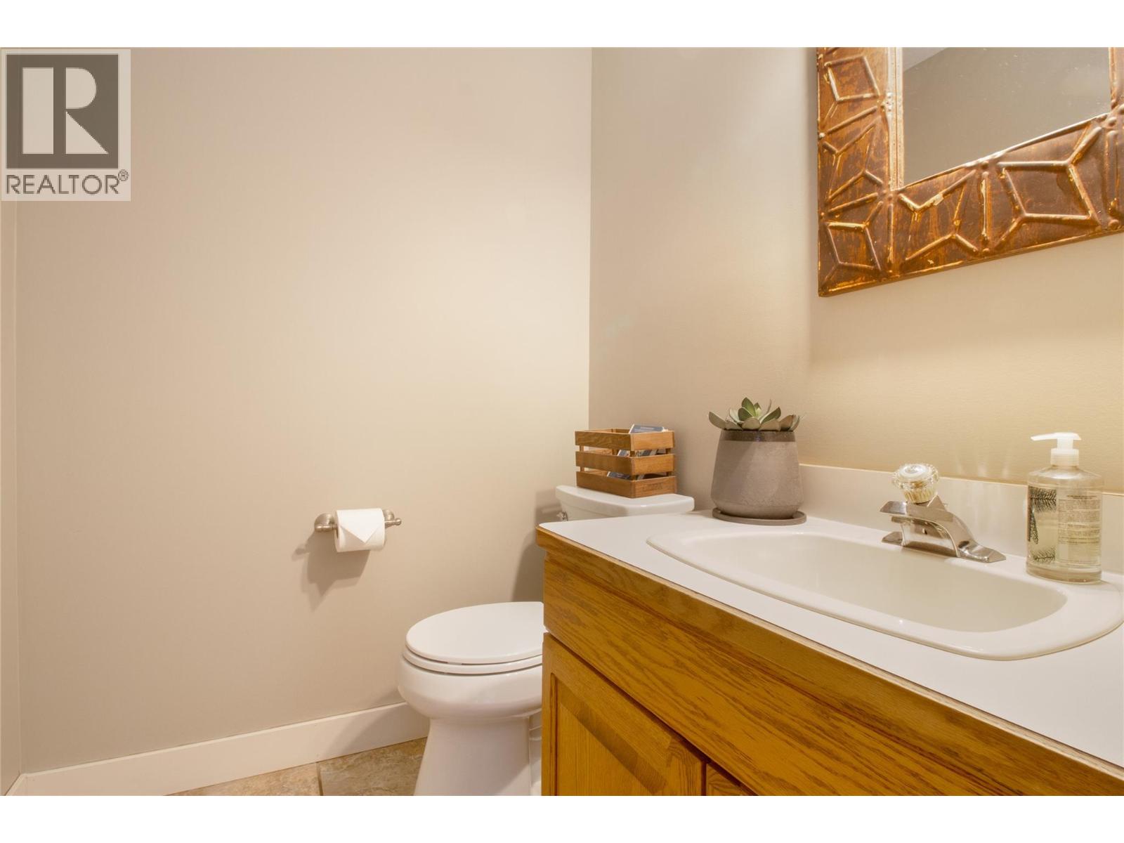 1107 Pineridge Crescent - 16