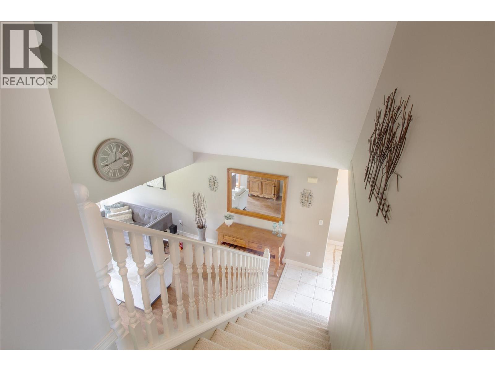 1107 Pineridge Crescent - 17