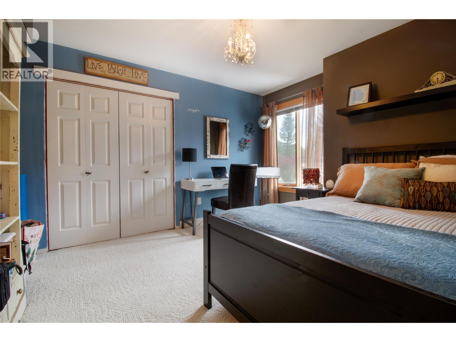 1107 Pineridge Crescent - 21
