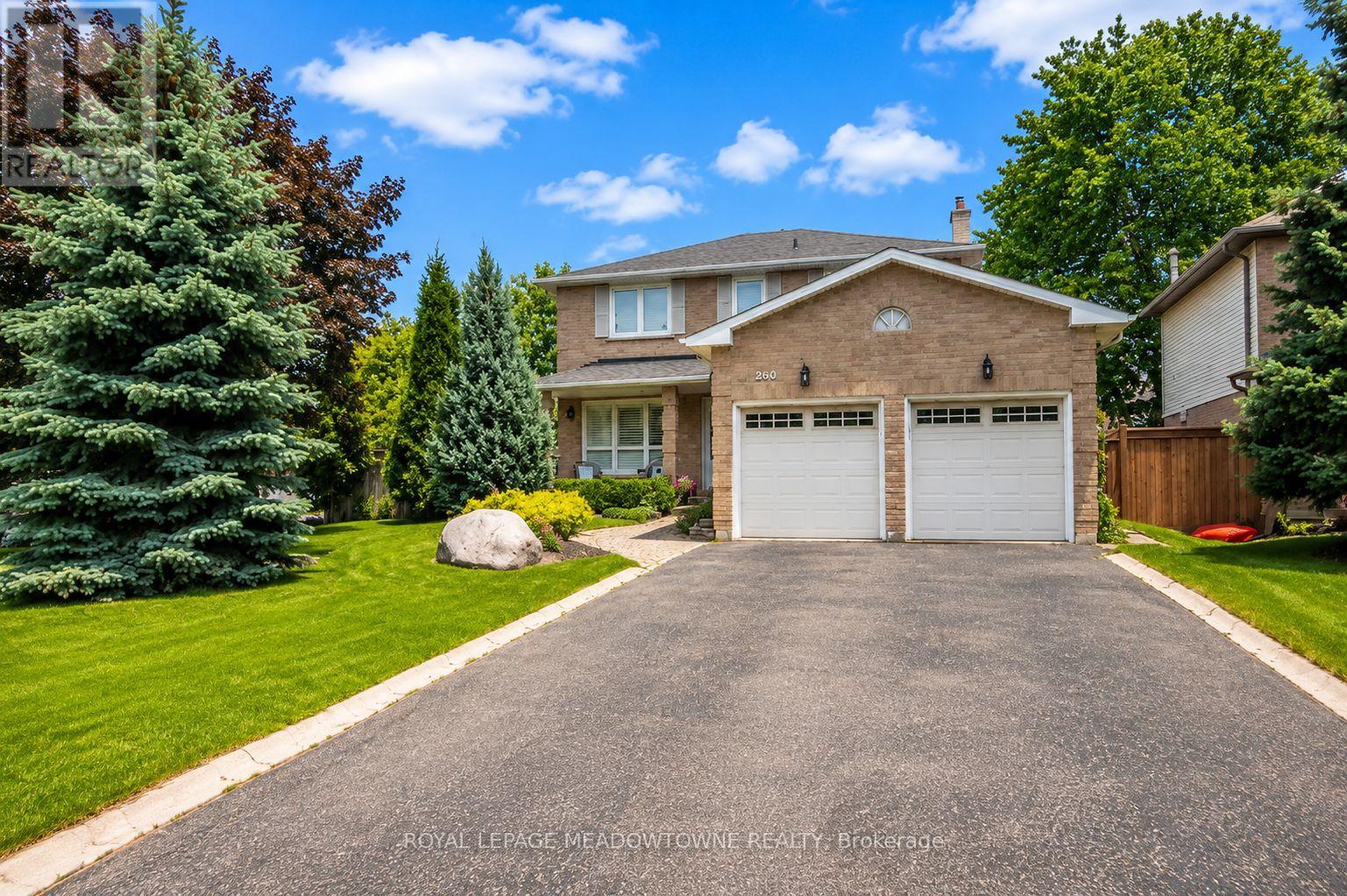 Welcome to 265 Randall Cres