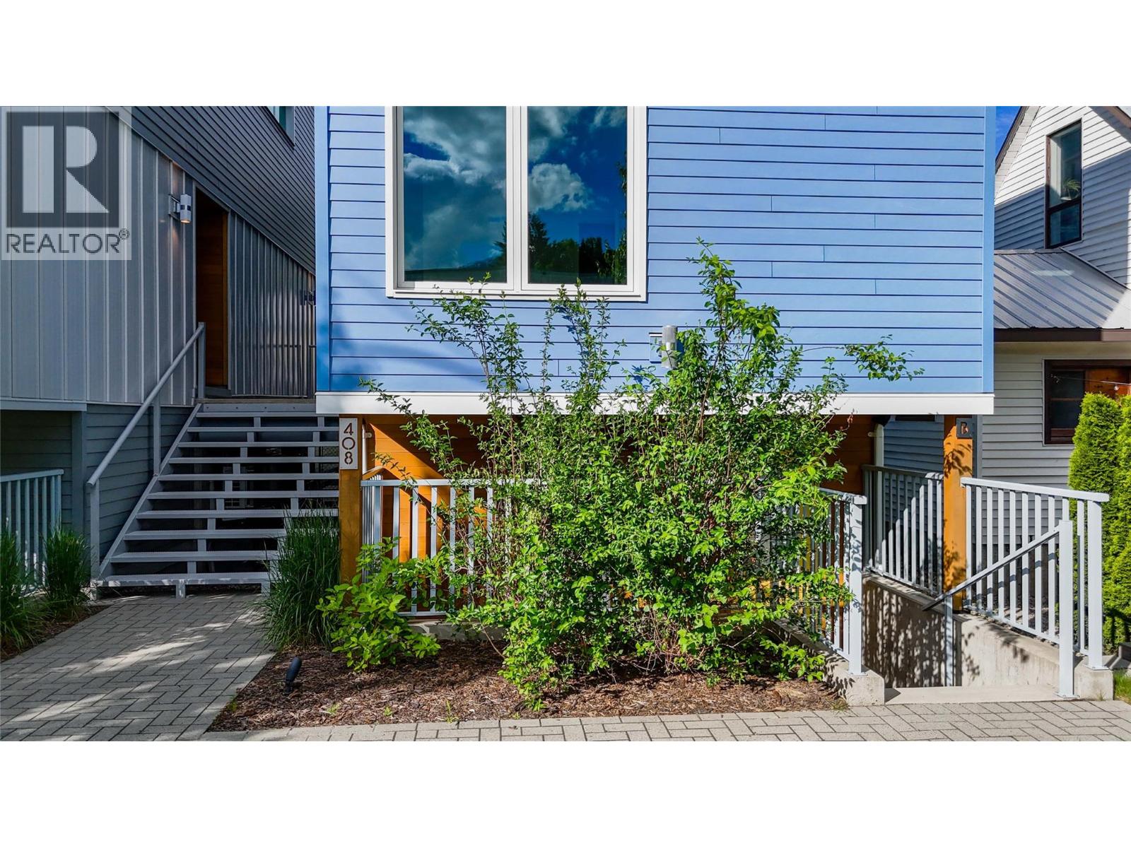 408 Fourth Street W - 66