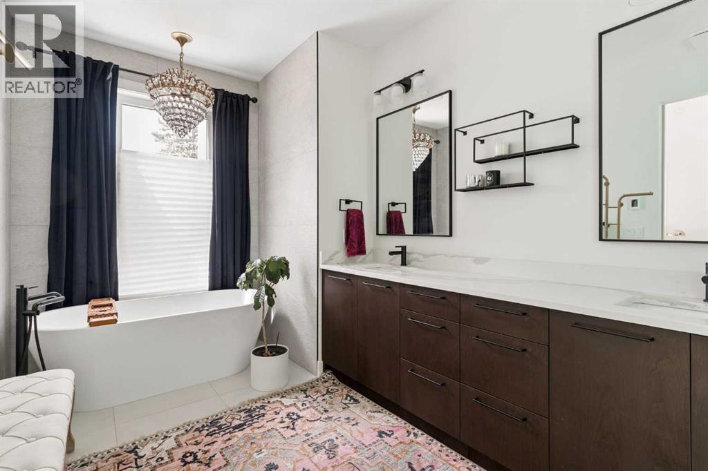 4114 18 Street SW — photo 25