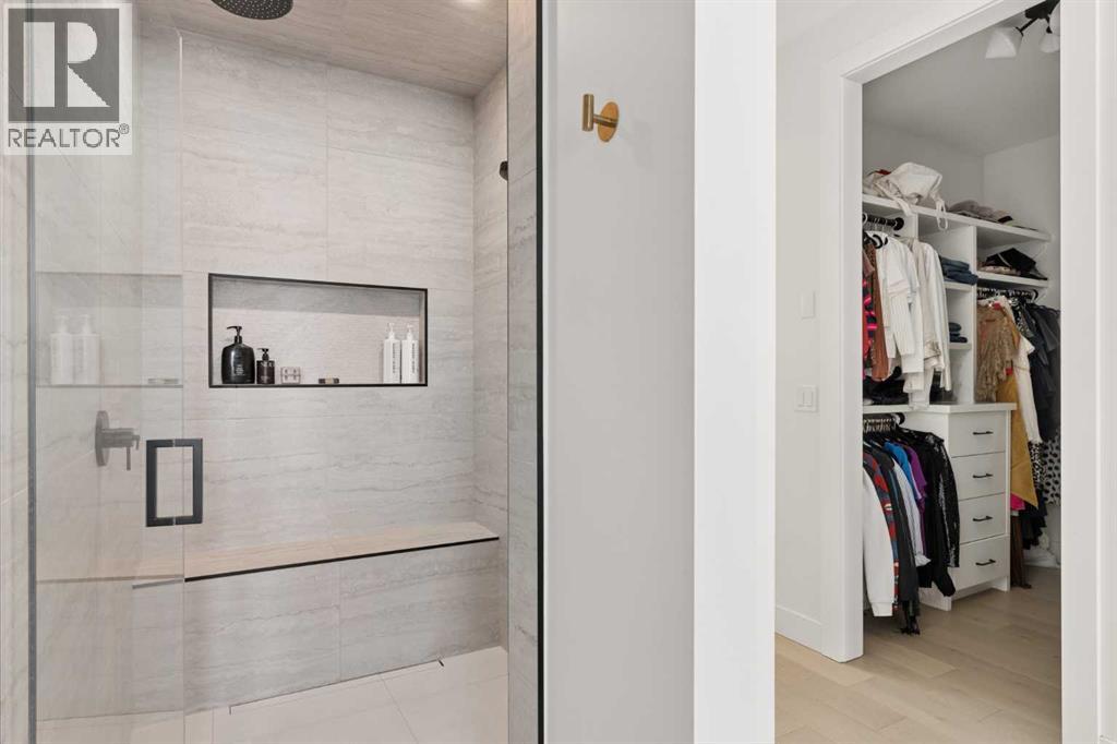 4114 18 Street SW — photo 27