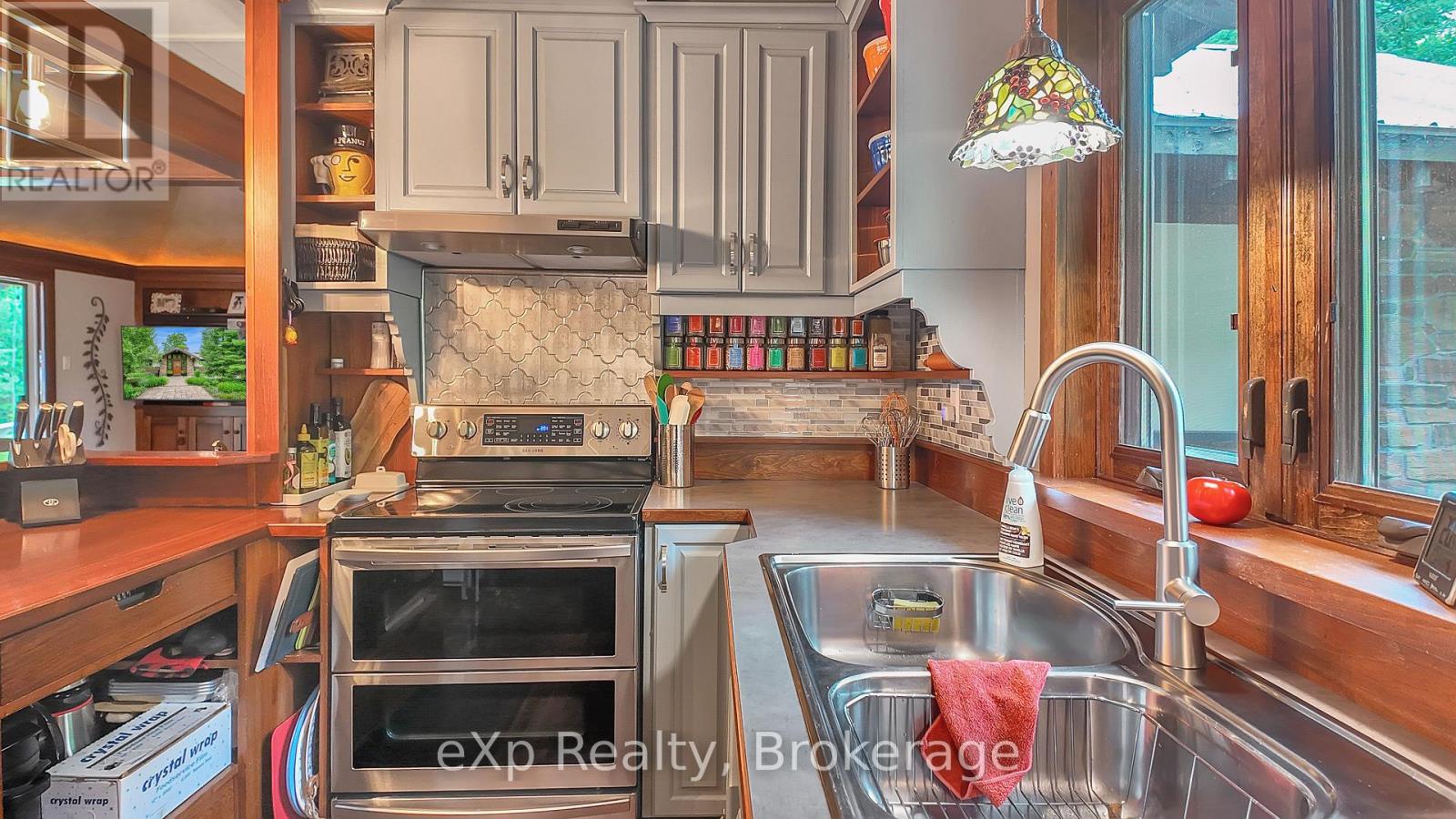 633598 ARTEMESIA-GLENELG TOWNLINE - 13