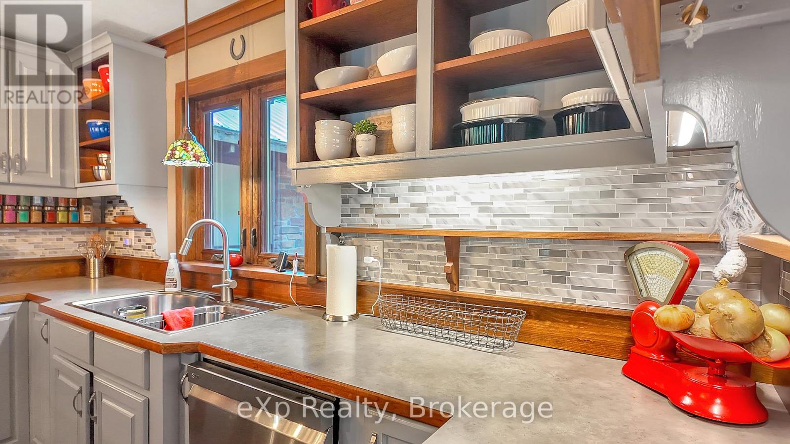 633598 ARTEMESIA-GLENELG TOWNLINE - 15