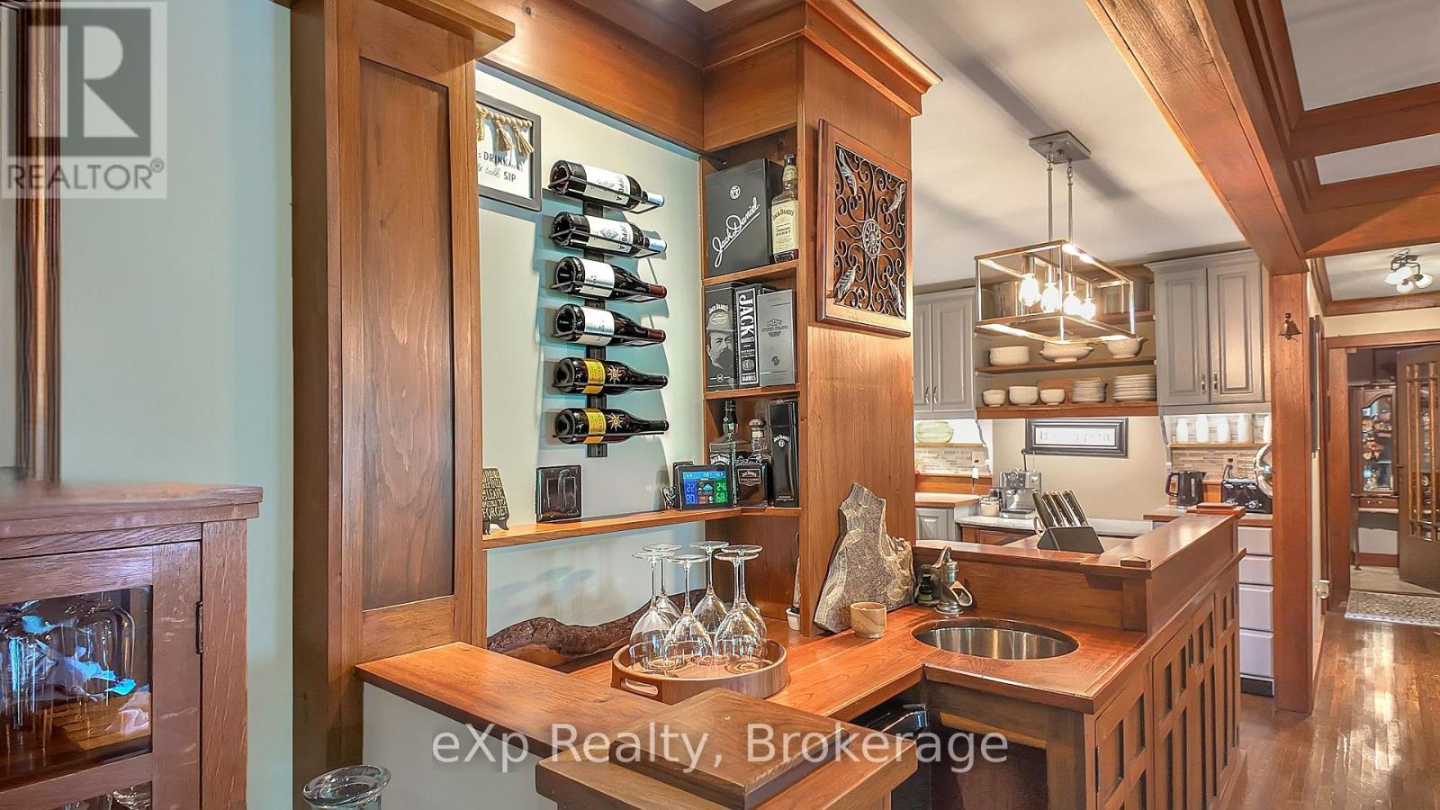 633598 ARTEMESIA-GLENELG TOWNLINE - 17