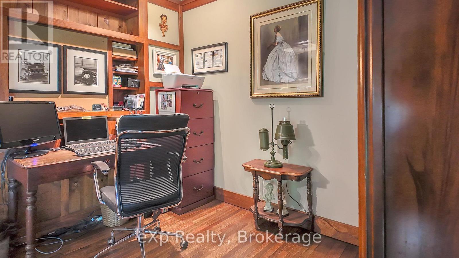 633598 ARTEMESIA-GLENELG TOWNLINE - 22