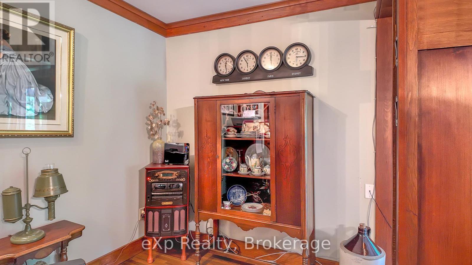 633598 ARTEMESIA-GLENELG TOWNLINE - 23