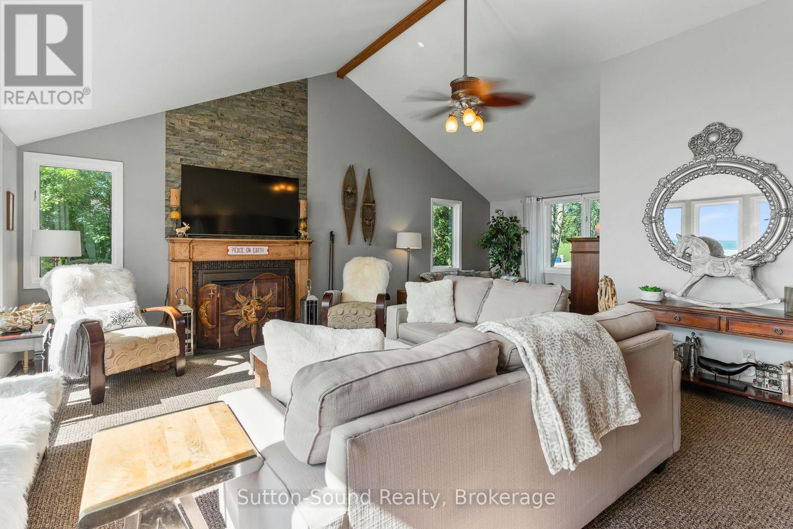 427 BALMY BEACH ROAD - 11