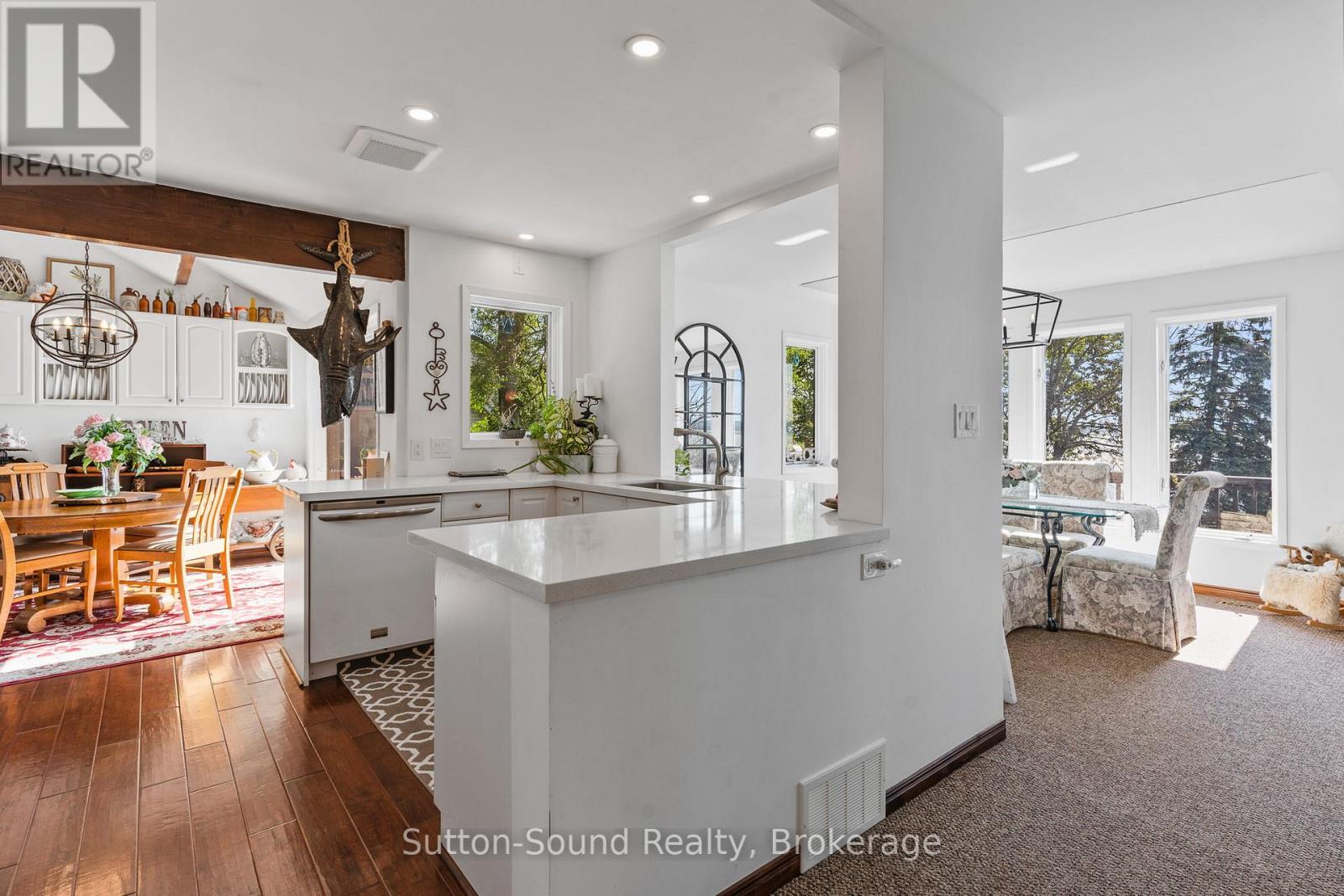 427 BALMY BEACH ROAD - 14