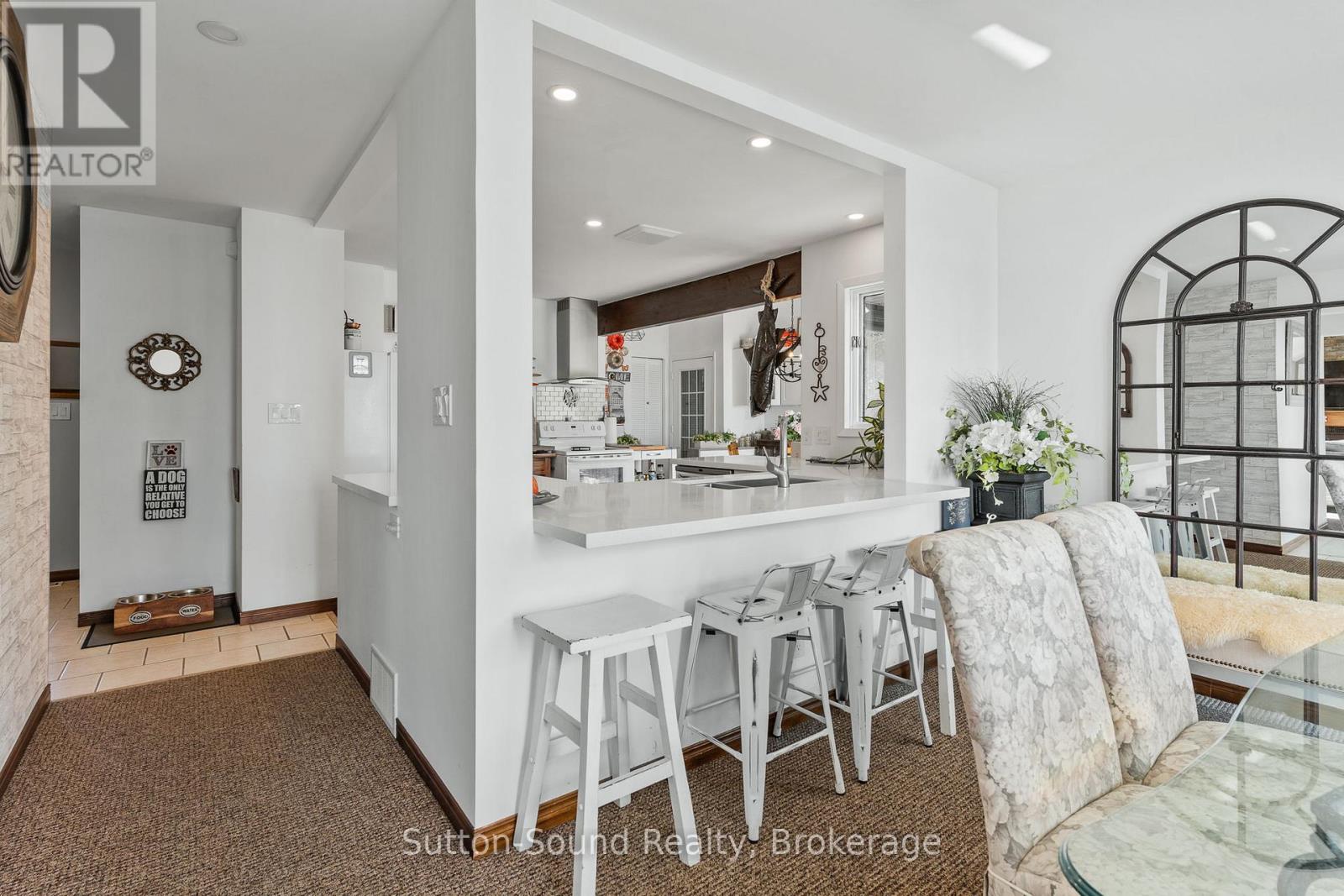 427 BALMY BEACH ROAD - 22