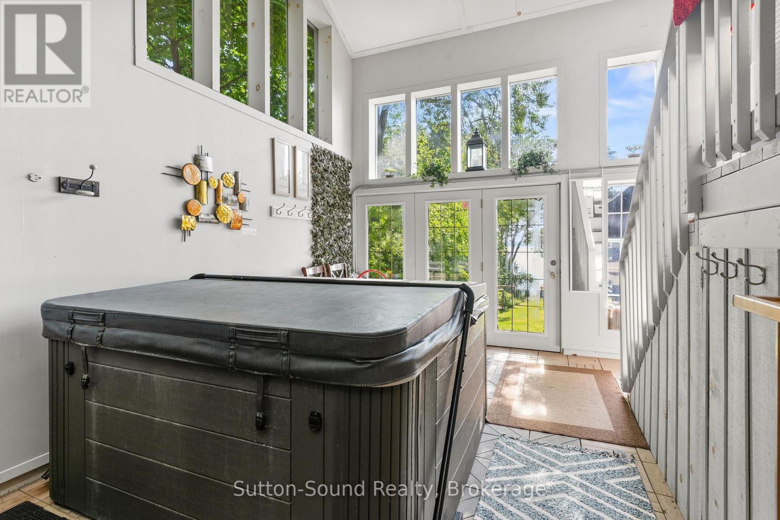 427 BALMY BEACH ROAD - 29
