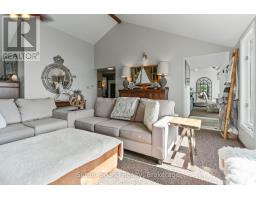427 Balmy Beach Road, Georgian Bluffs, ON N4K5N4 Photo 13