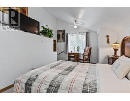 427 Balmy Beach Road, Georgian Bluffs, ON N4K5N4 Photo 25