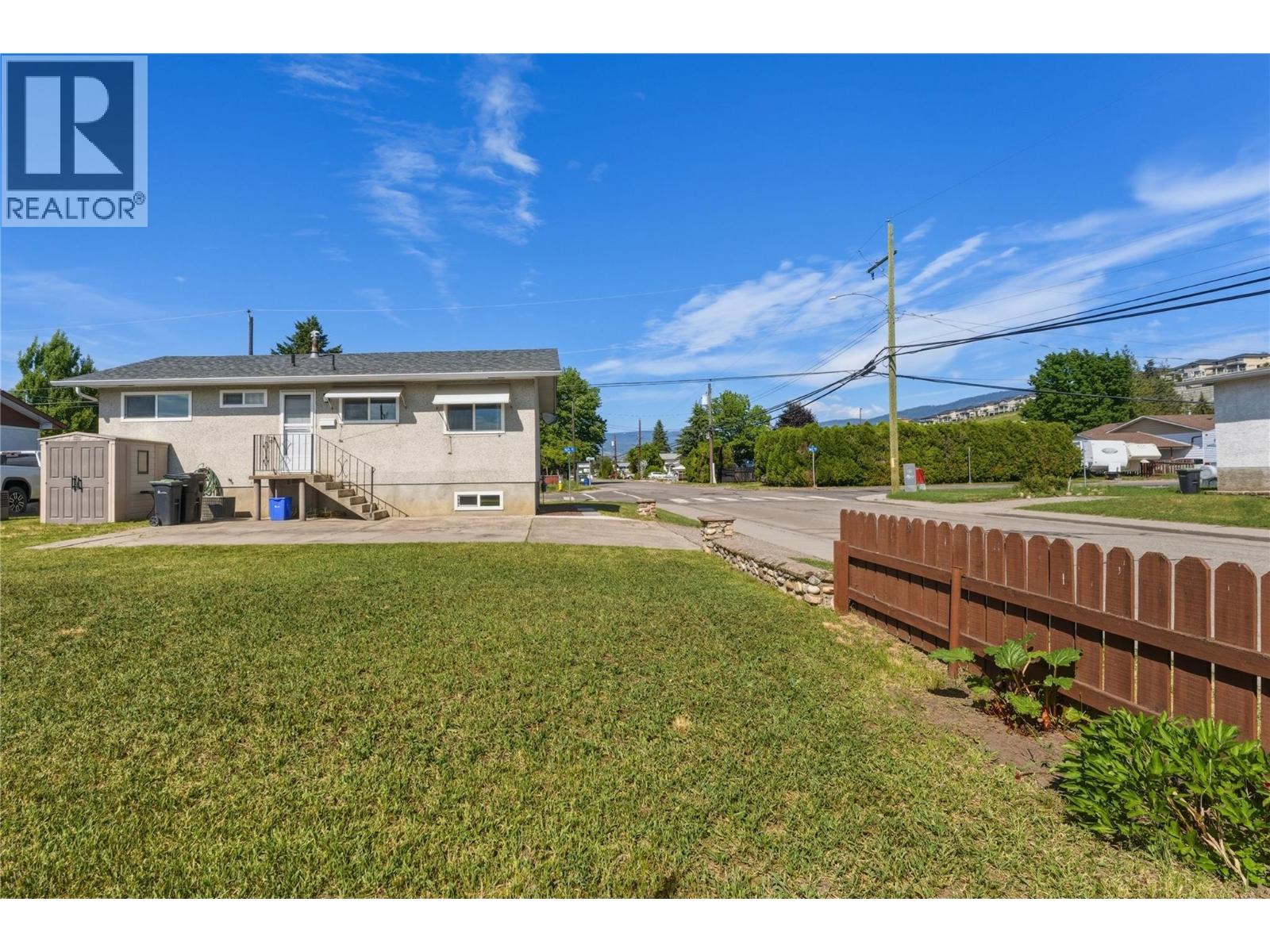 4300 16 Avenue - 34