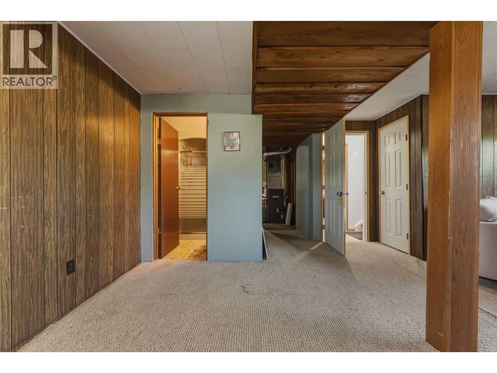  4300 16 Avenue, Vernon