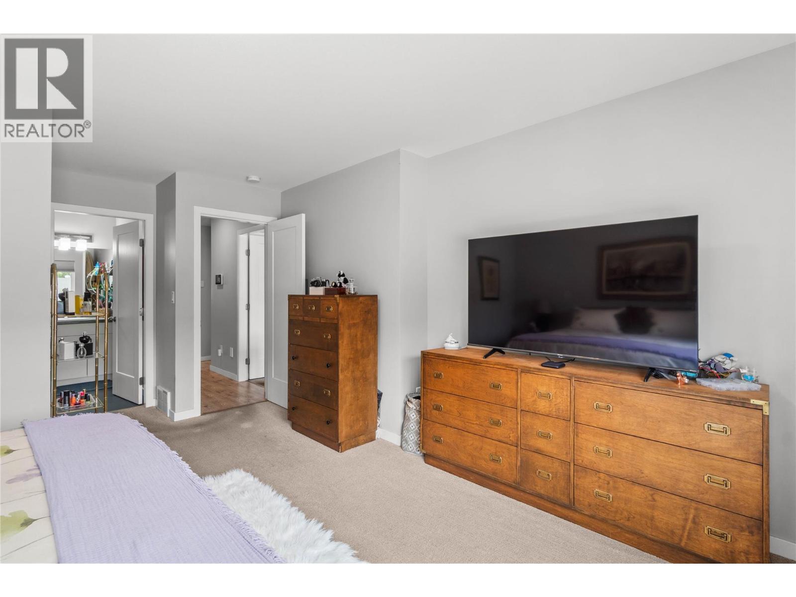 2363 Parkcrest Avenue - 16
