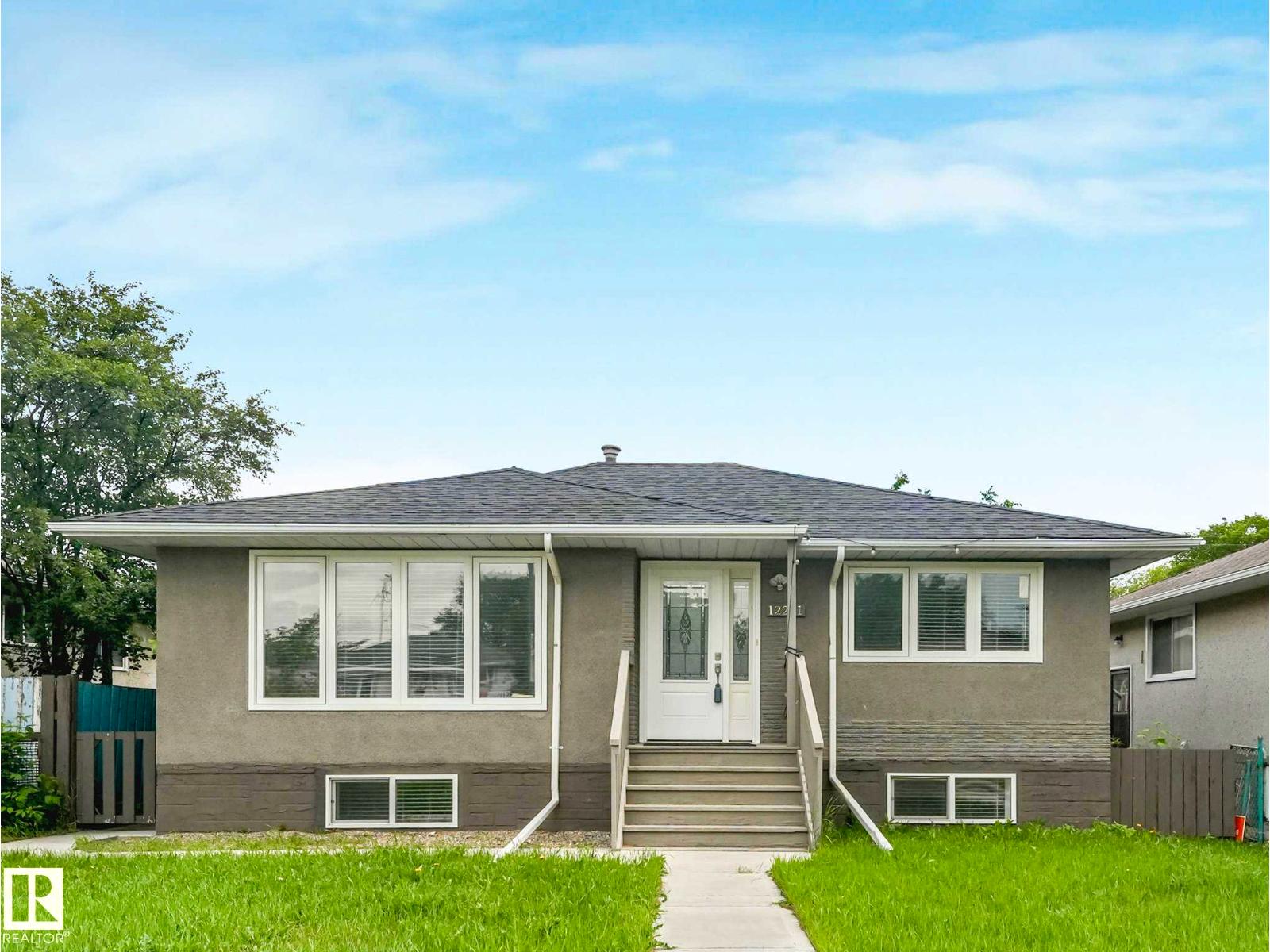 12241 54 ST NW - 1