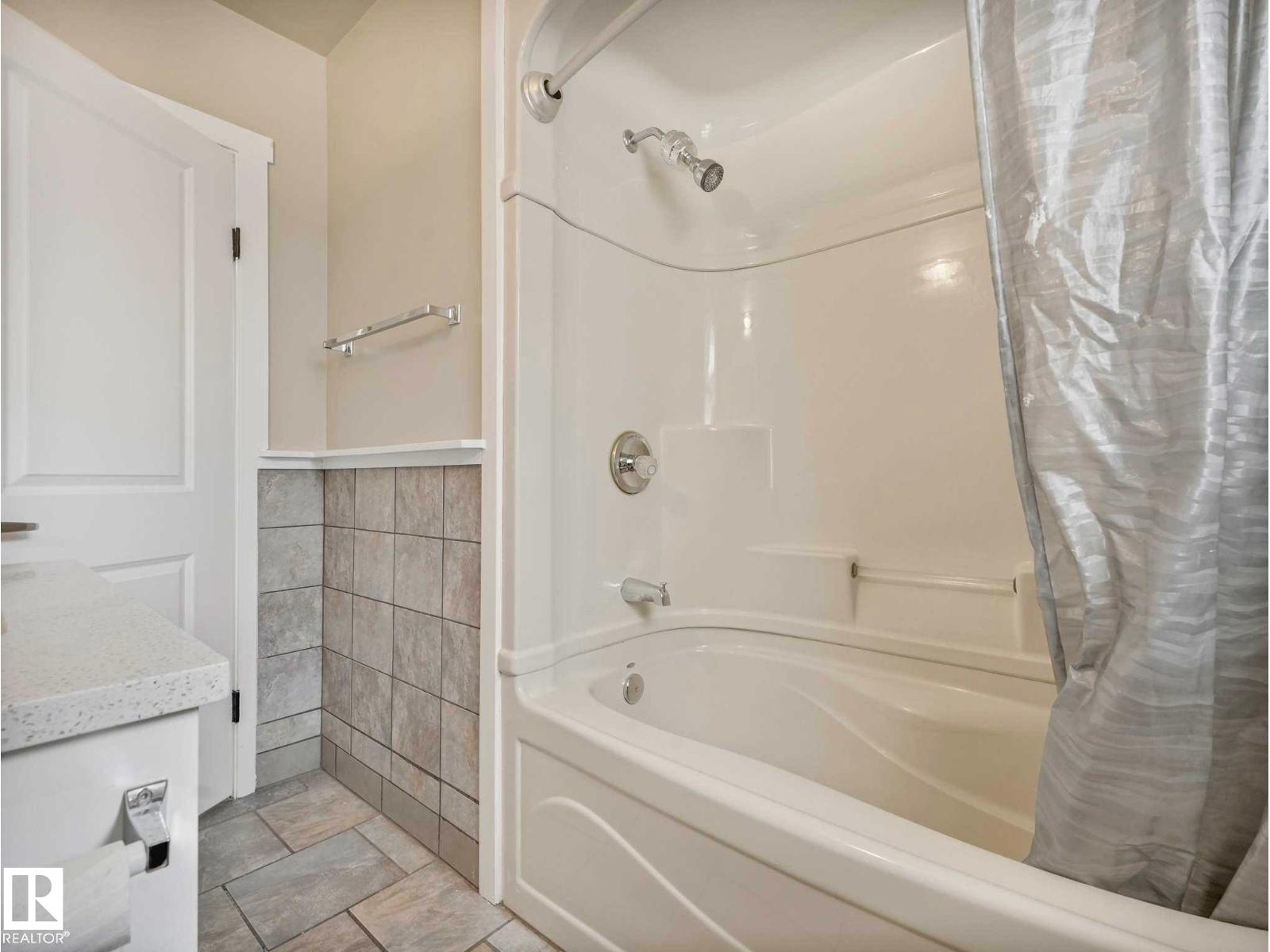 12241 54 ST NW - 20