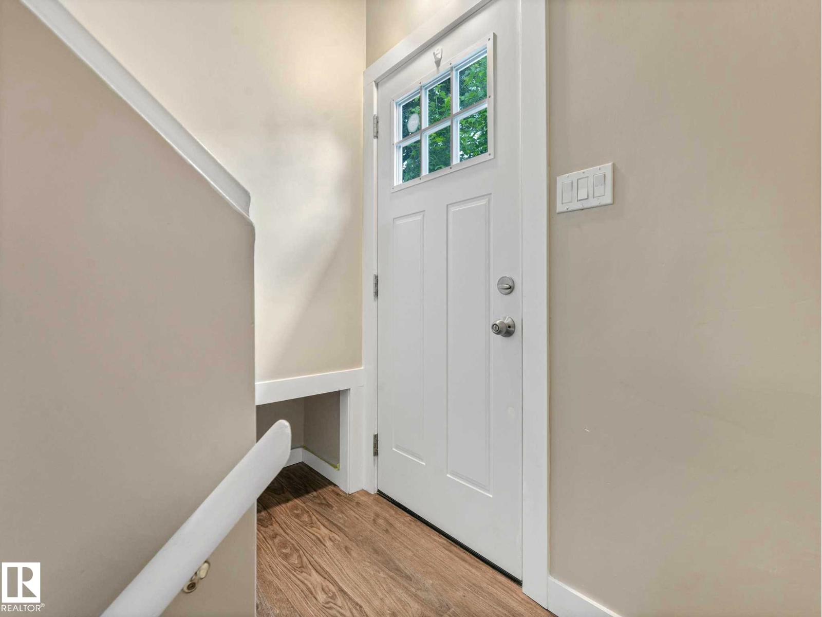 12241 54 ST NW - 22