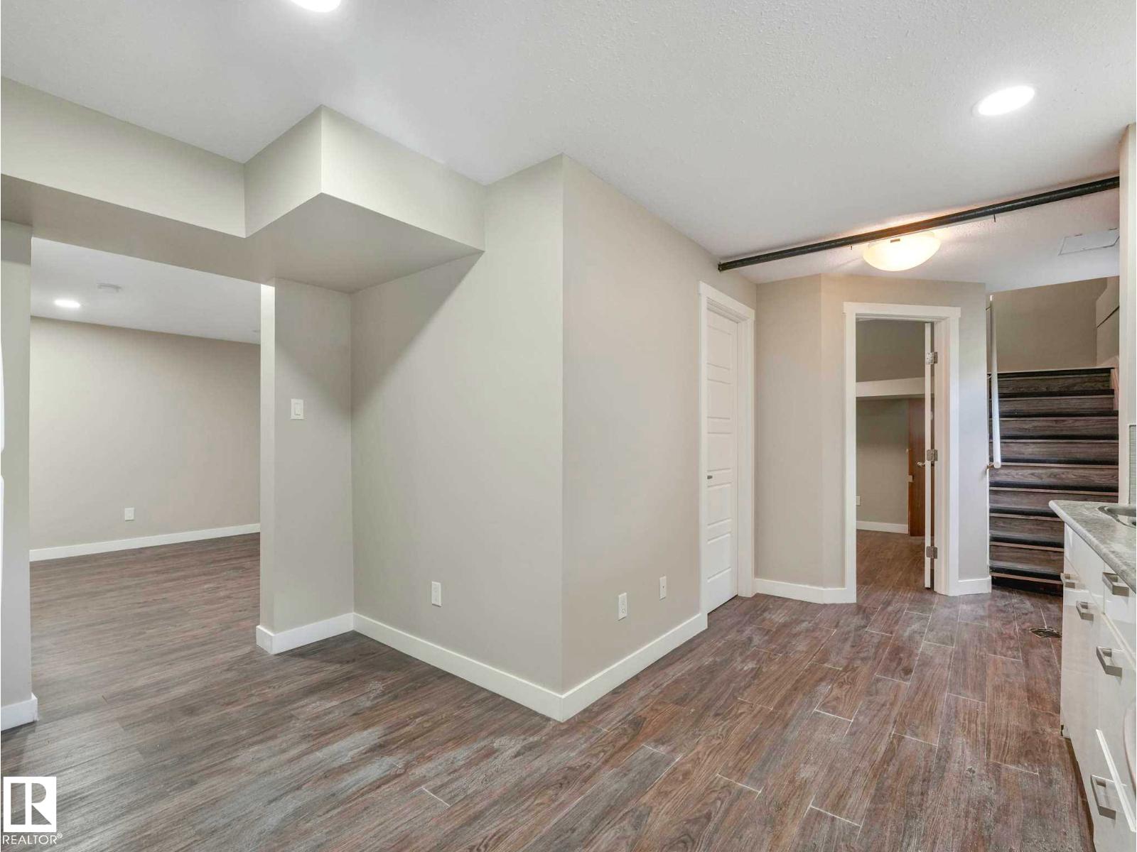 12241 54 ST NW - 25