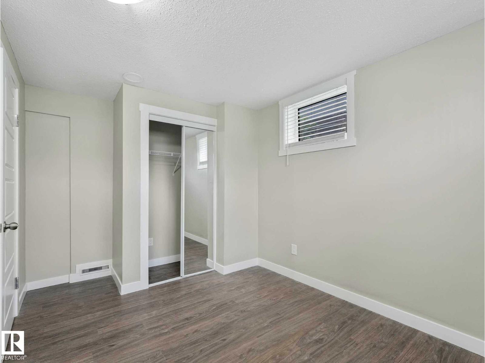 12241 54 ST NW - 33