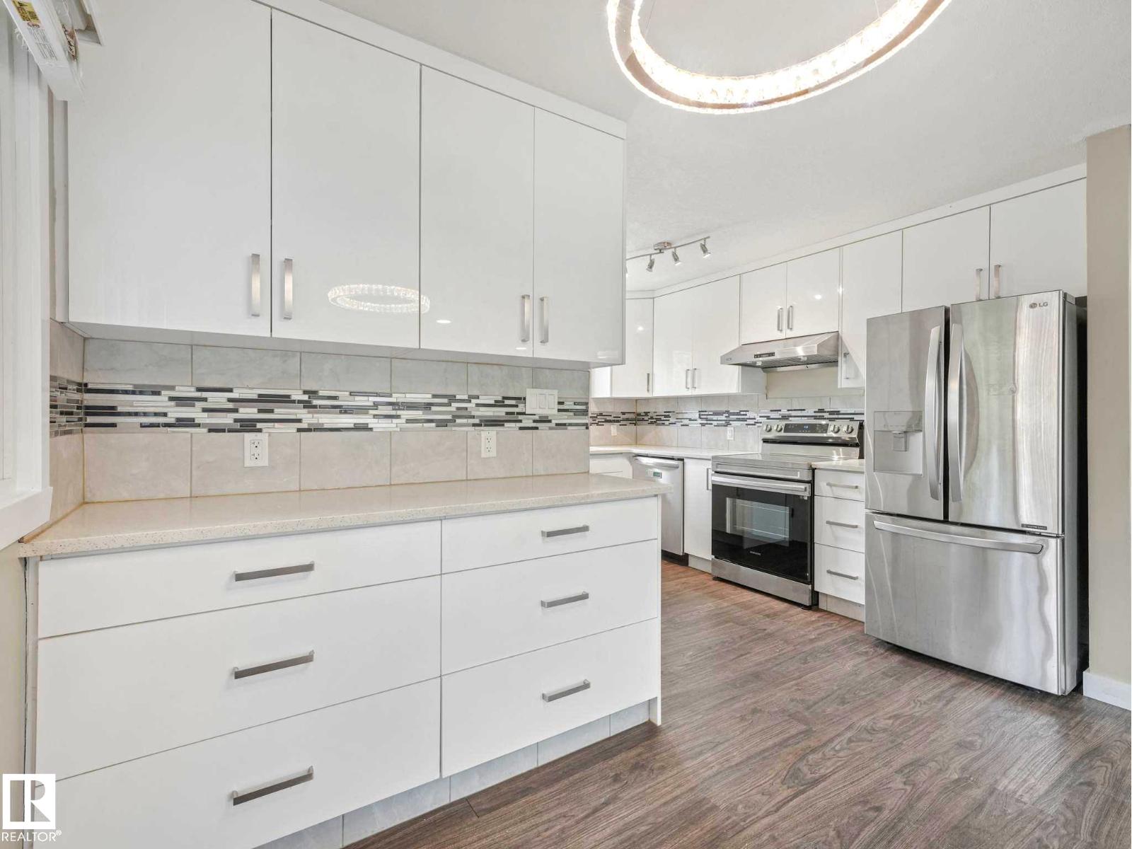 12241 54 ST NW - 7
