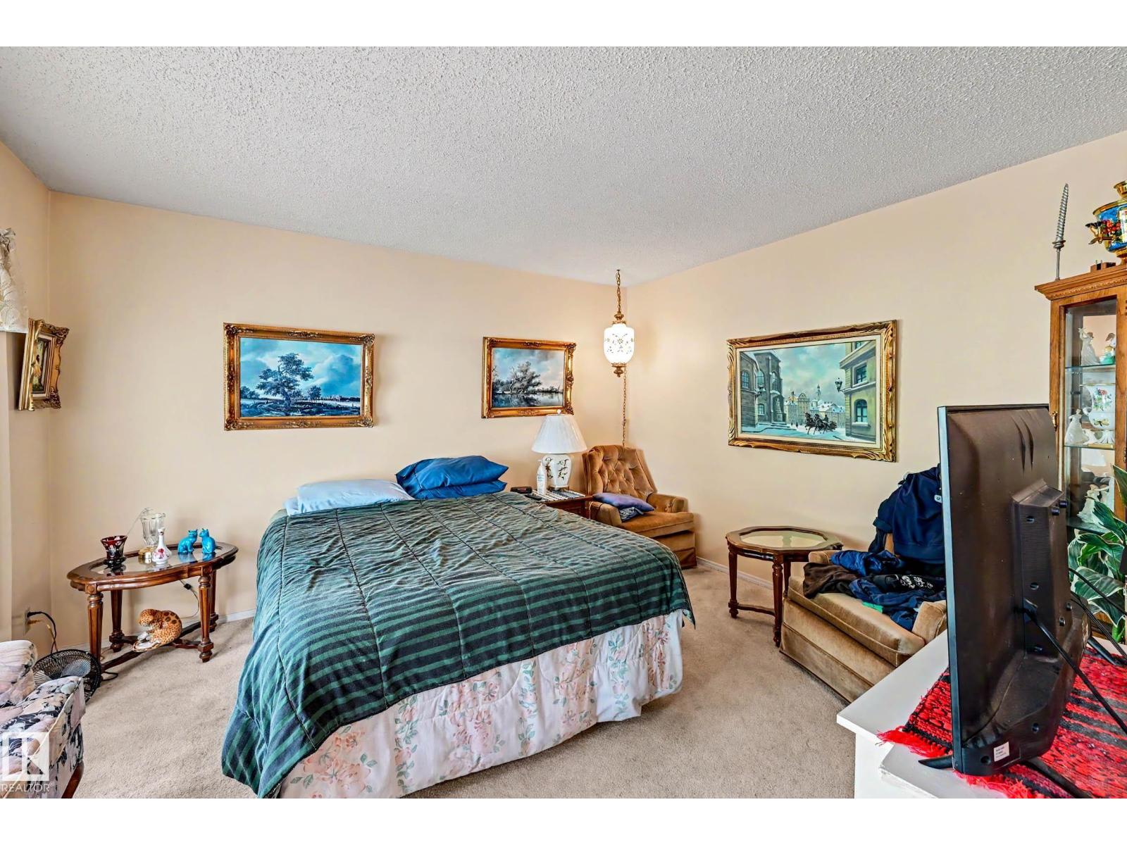 4 WINDERMERE CR - photo 4