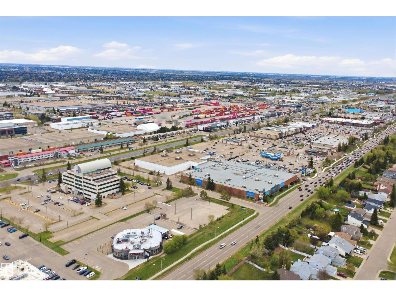 #124 10511 42 AV NW - 25