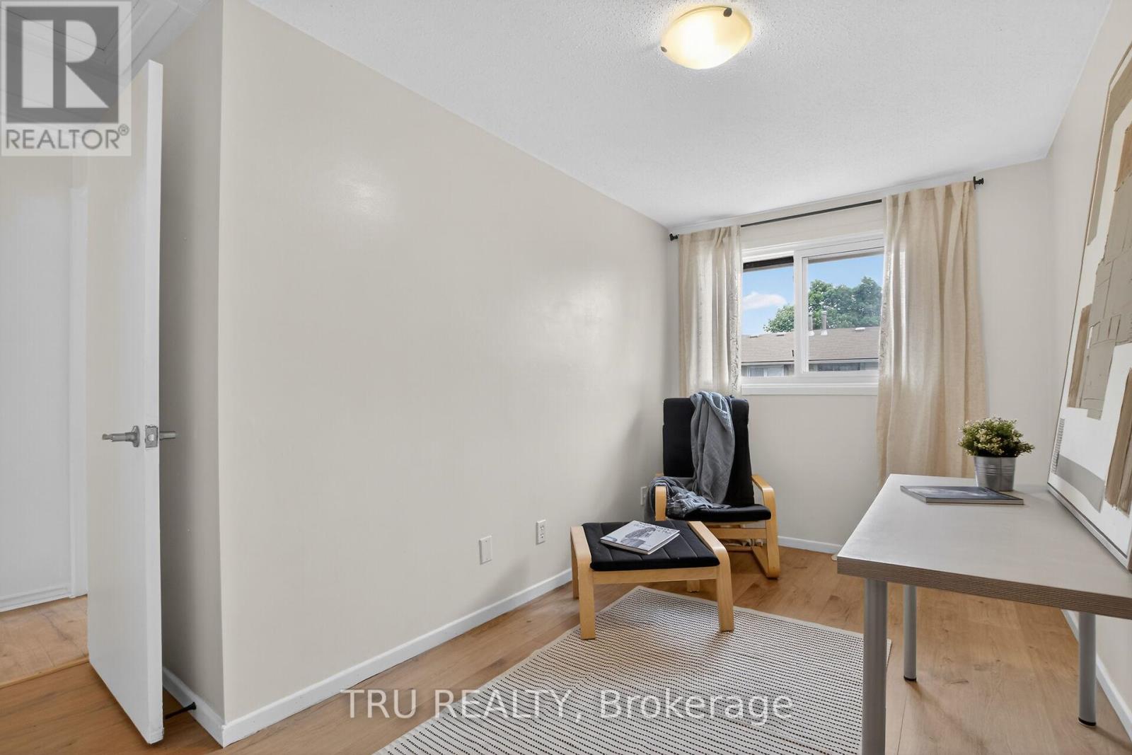 16-164 BARROW CRESCENT - 21