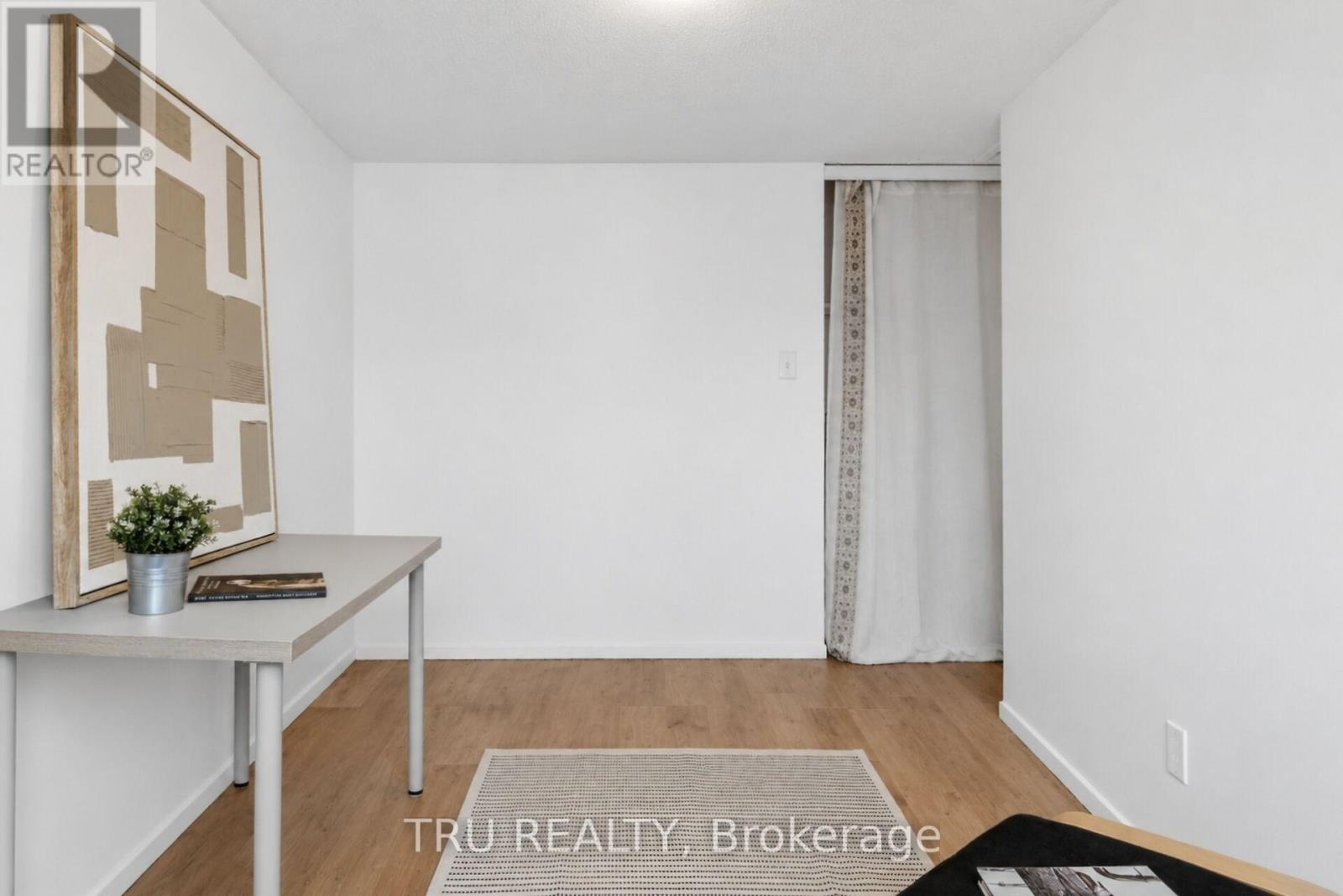 16-164 BARROW CRESCENT - 22