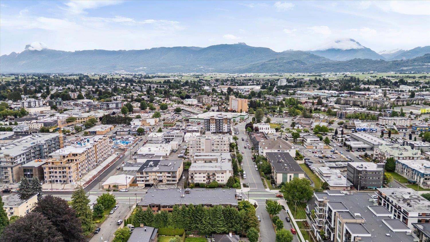 211 45749 SPADINA AVENUE, Chilliwack Downtown, Chilliwack