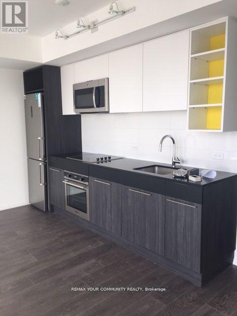 Listing photo of 1803 - 68 SHUTER STREET