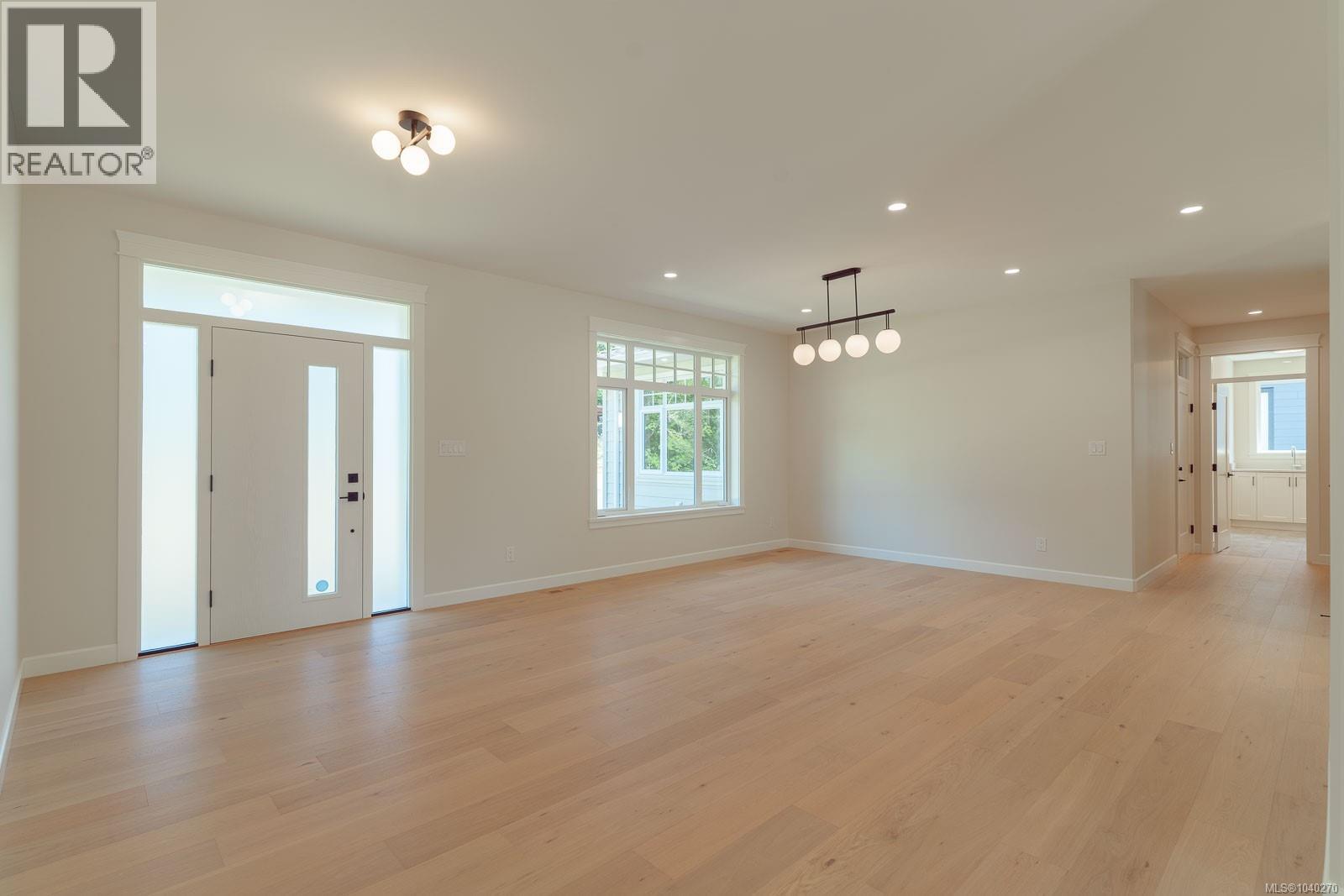 2780 Burde St - 8