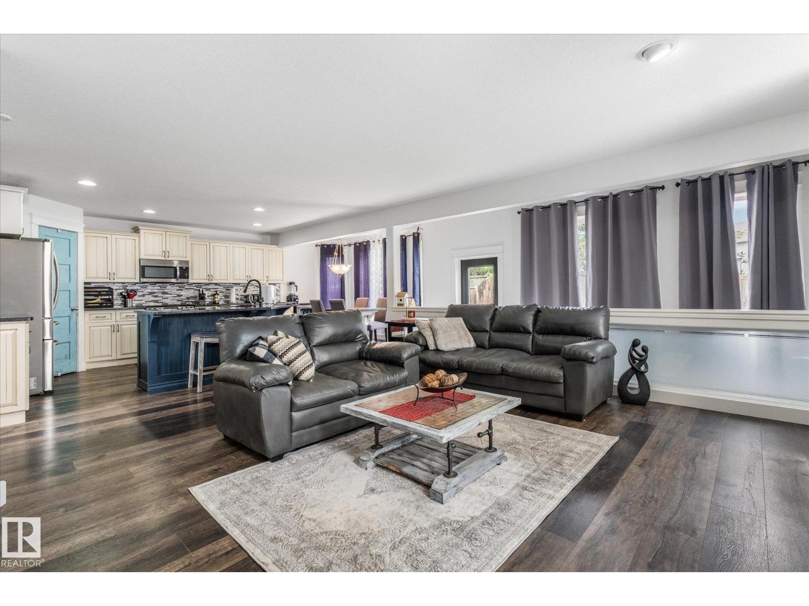 18 WOODBEND WY - 12