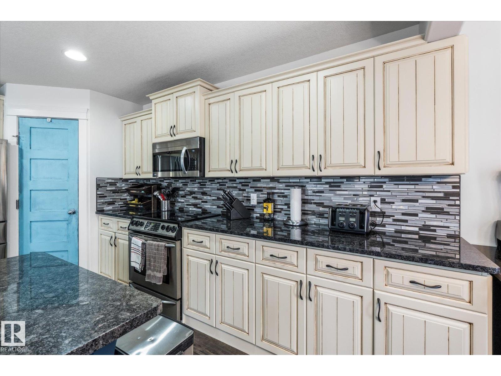 18 WOODBEND WY - 19