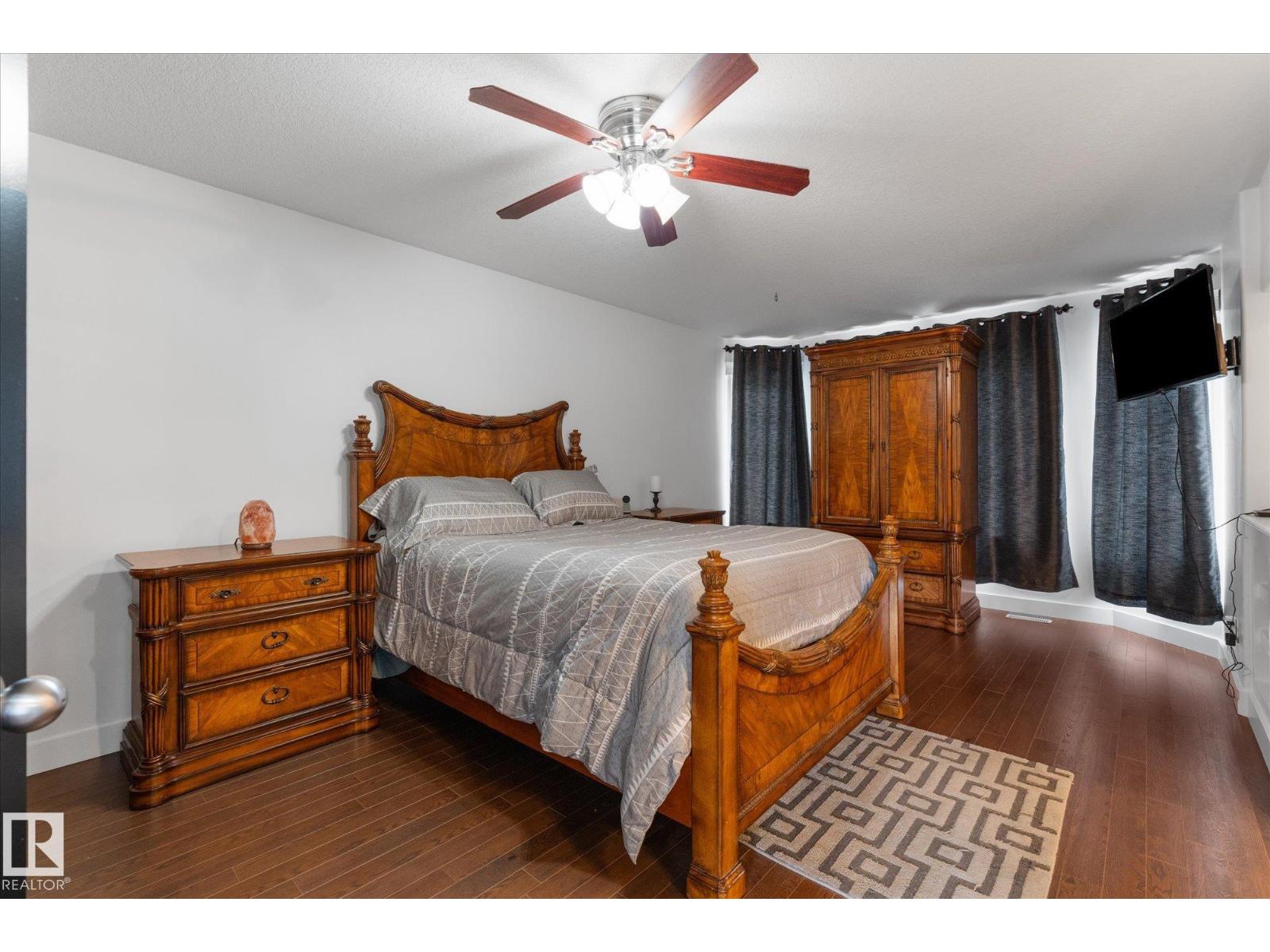18 WOODBEND WY - 27