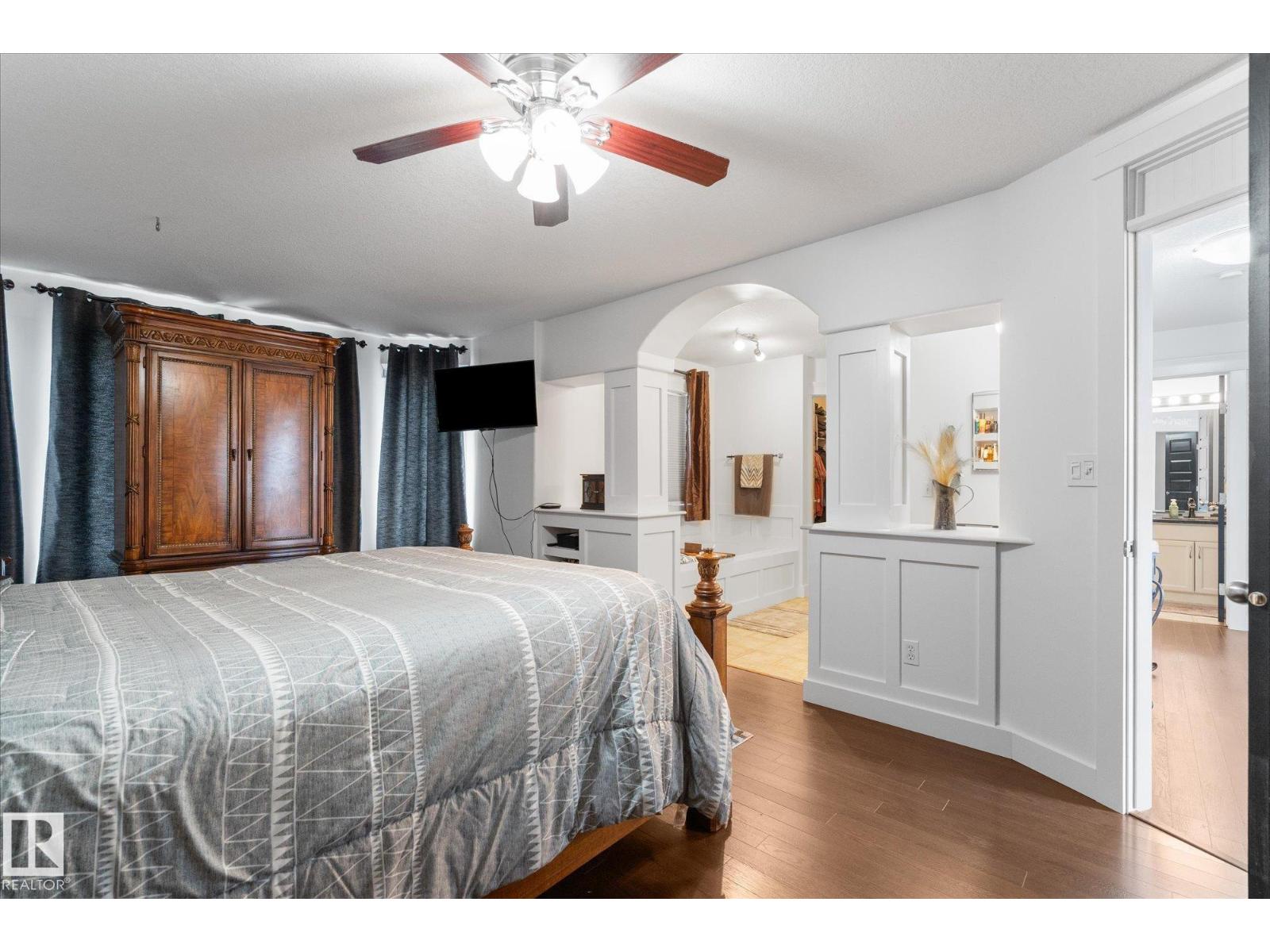 18 WOODBEND WY - 28