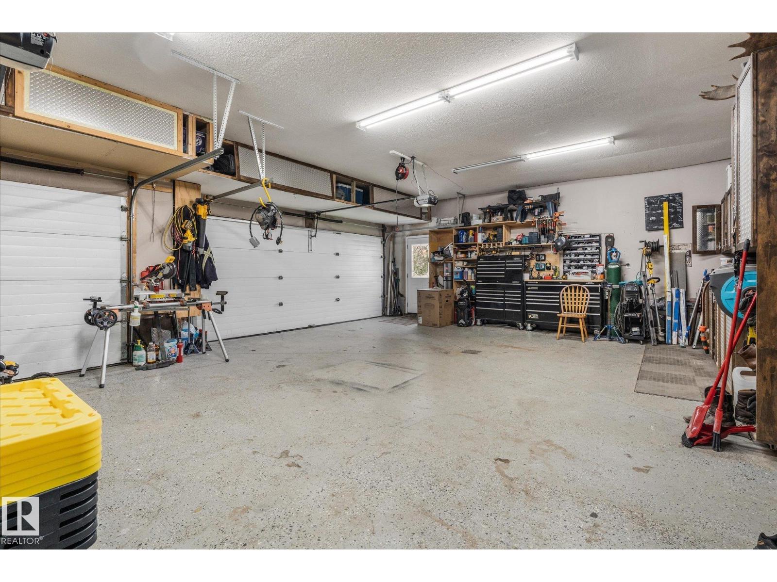 18 WOODBEND WY - 51